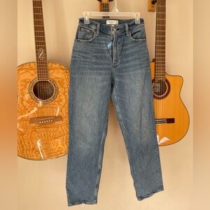 Abercrombie & Fitch A&F Curve Love The 90s Straight Ultra High Rise Jeans